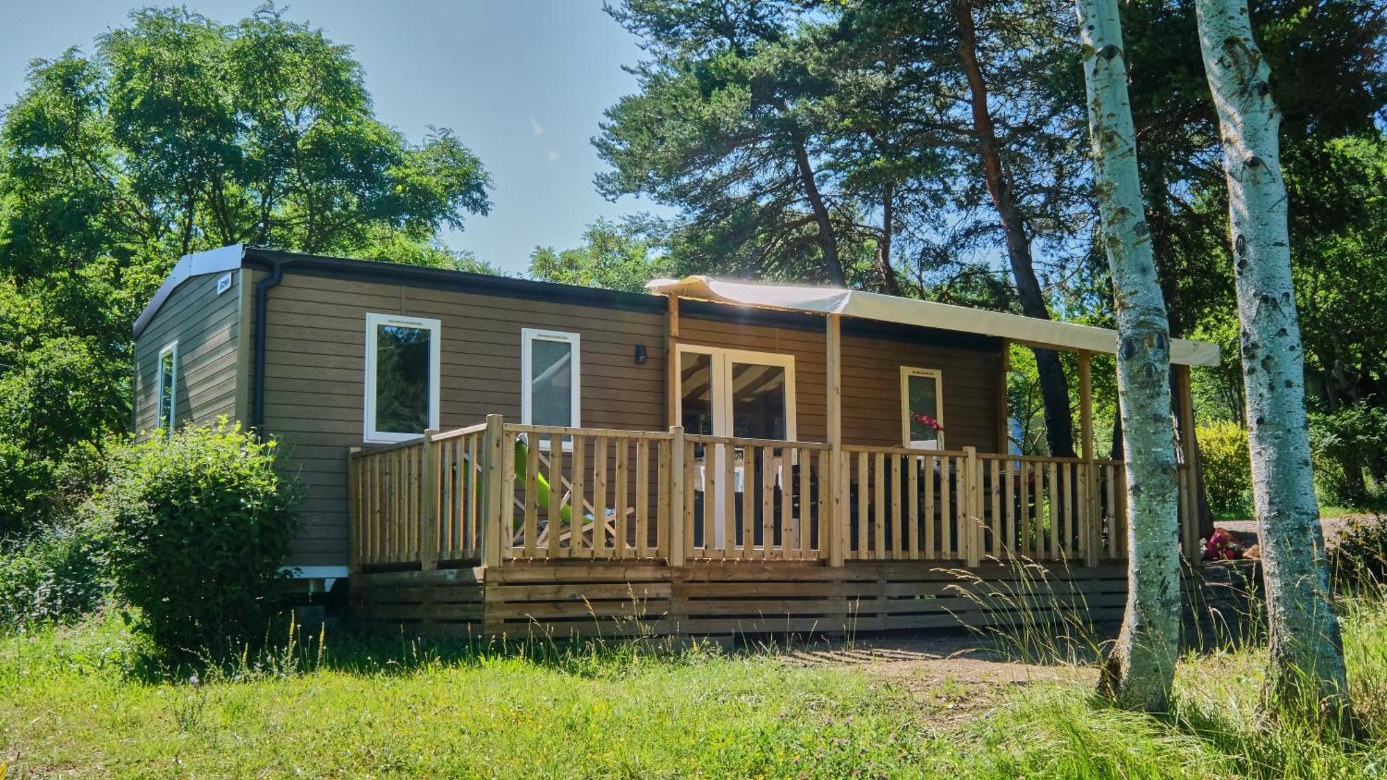 Camping Le Couriou Recoubeau-Jansac Exterior photo