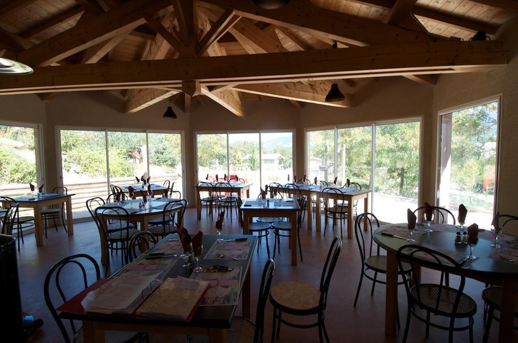 Camping Le Couriou Recoubeau-Jansac Exterior photo